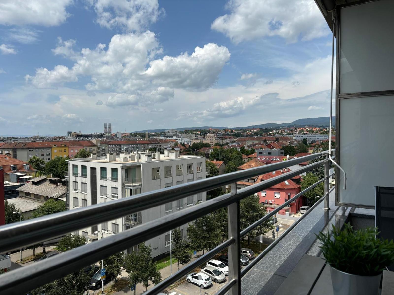 Apartman Vivi Zagabria Esterno foto